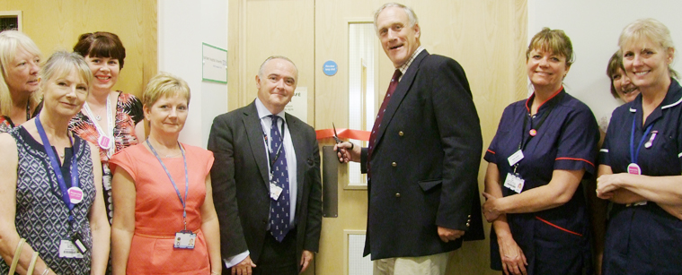Julian Brazier MP (centre), with Chris Bown, Interim Chief Executive (left) and Sally Smith, Acting Chief Nurse and Director of Quality (right) open our new outpatients centre at Estuary View Medical Centre, Whitstable